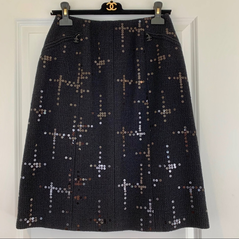 SOLD Chanel Sequin Suit French size 38 - Picture 3 of 16